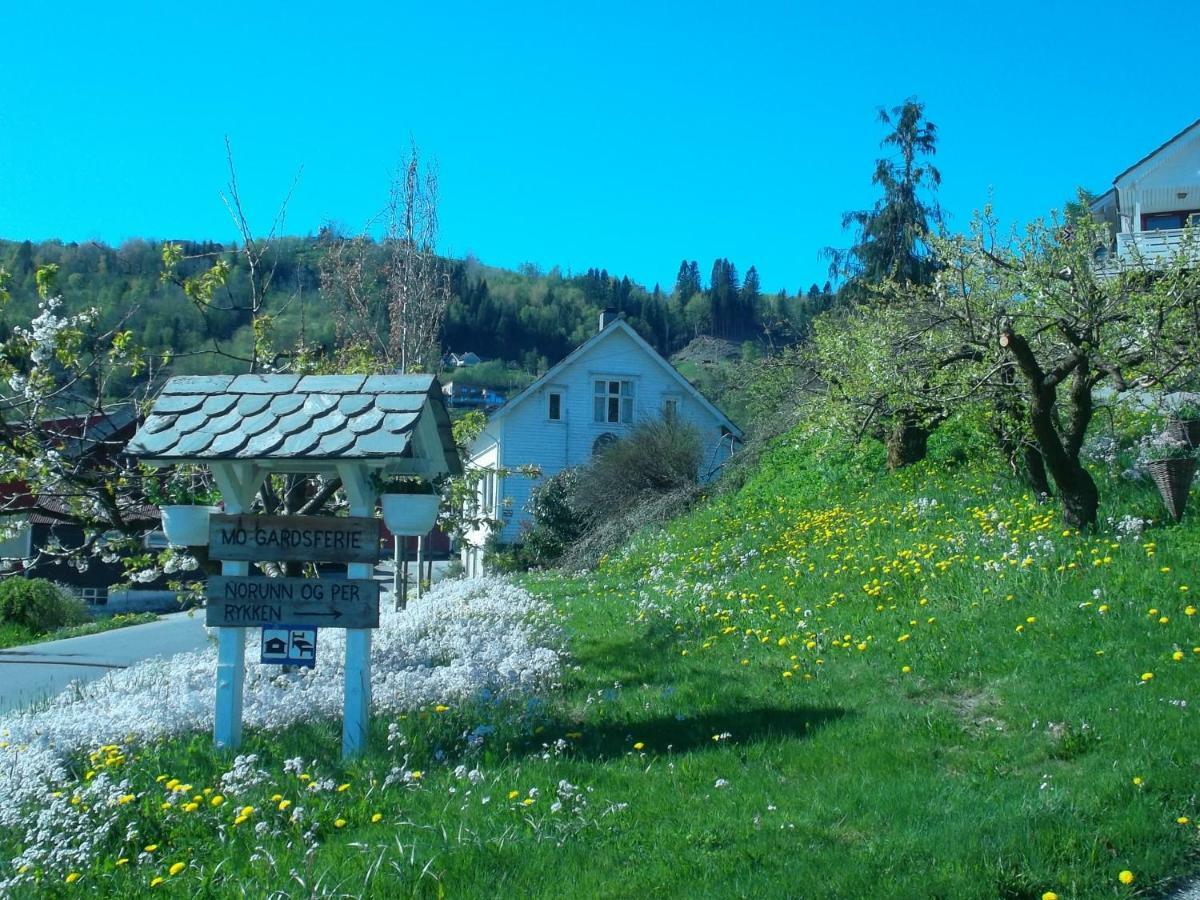 Mo Gardsferie-Pers Frukthage Villa Øystese Екстериор снимка
